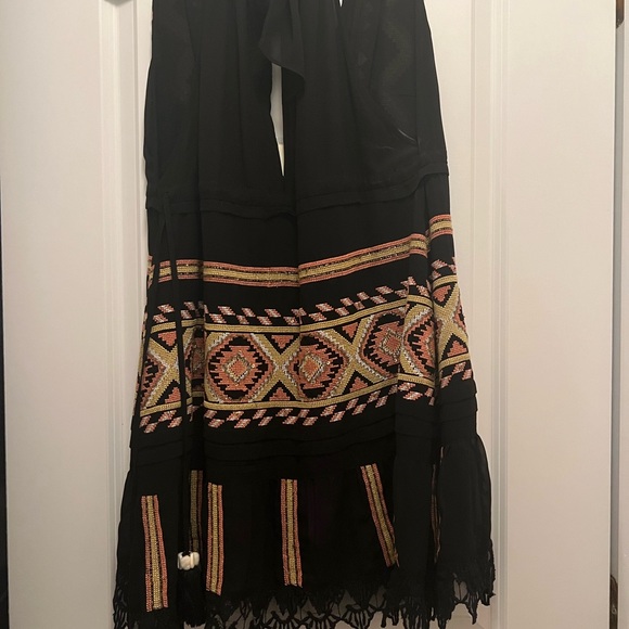 Kendyl V-Neck Mini Dress - Picture 7 of 7